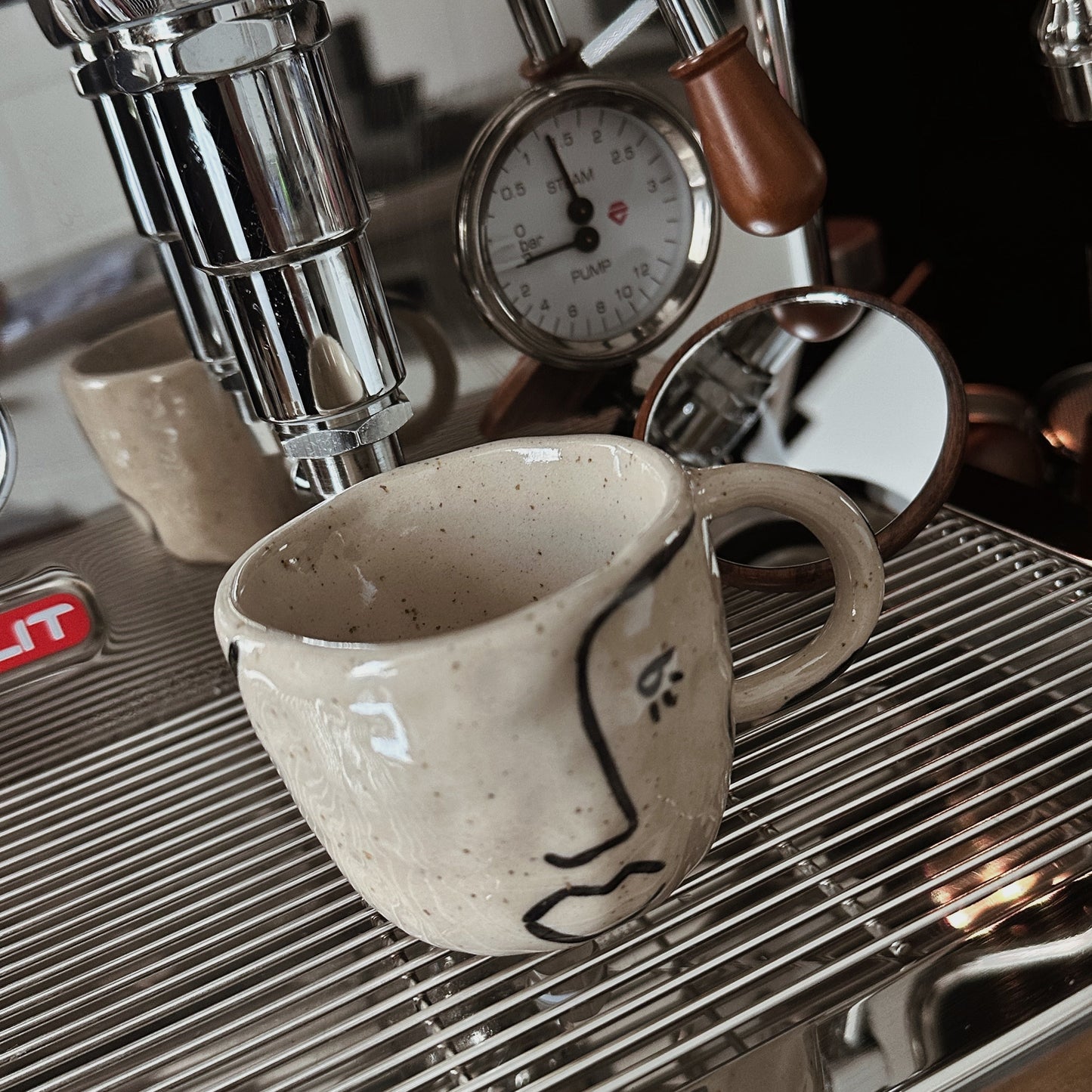Cup Lines