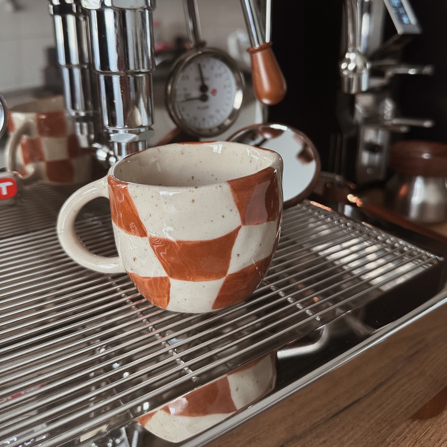 Checkered Cup