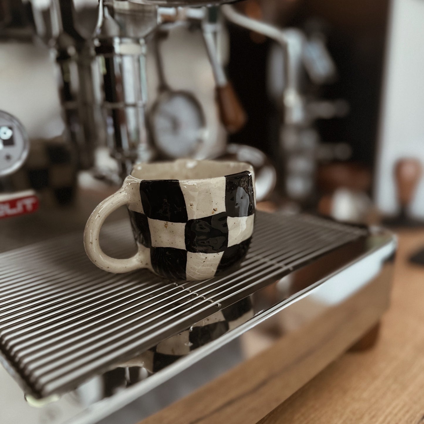 Checkered Cup