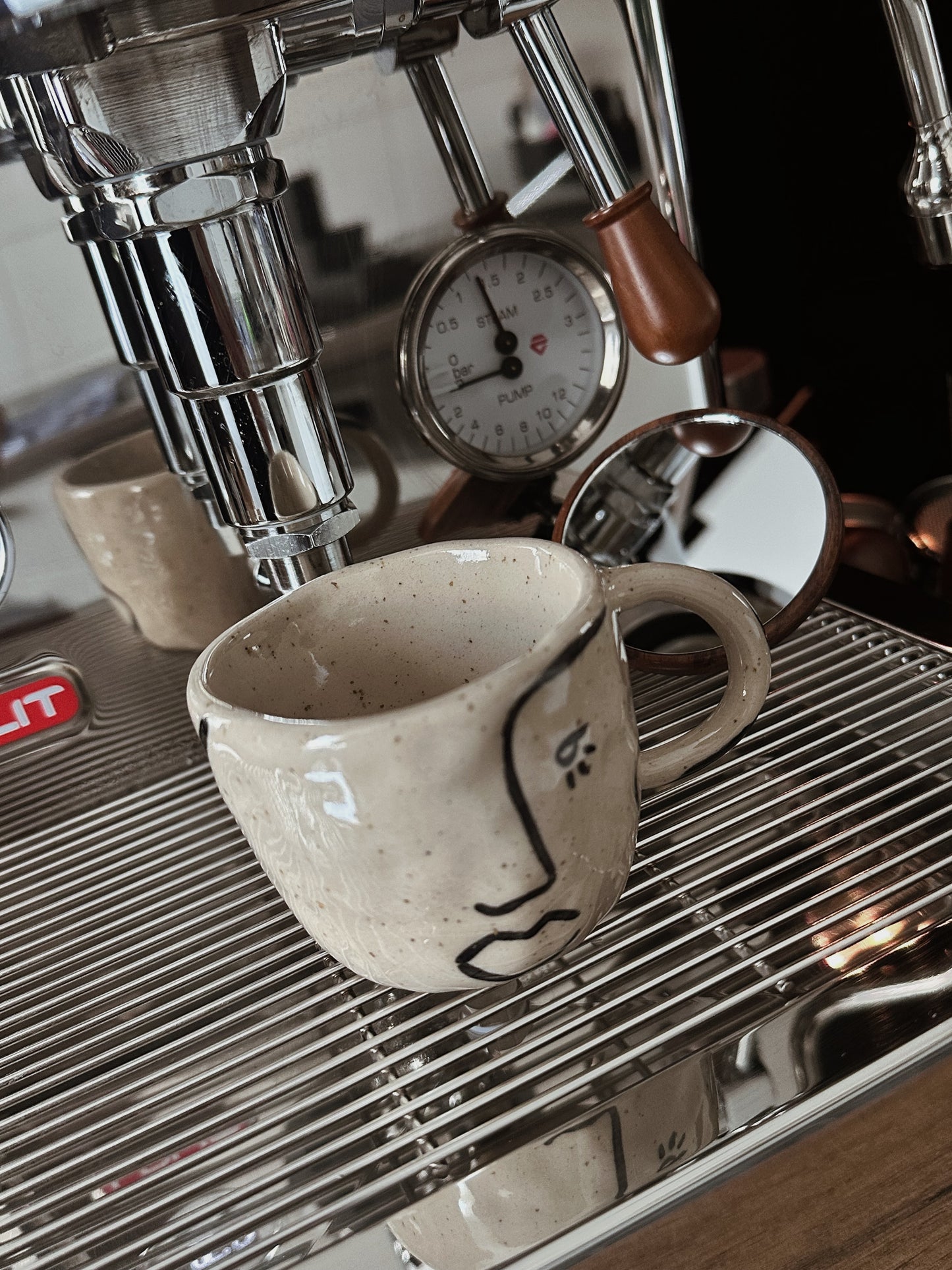 Cup Lines